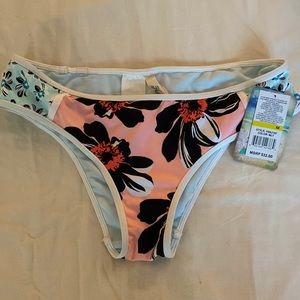 NWT Hobie M bikini bottoms
